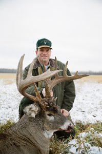 north-river-outfitting-alberta-whitetail-deer-hunting-oufitter286