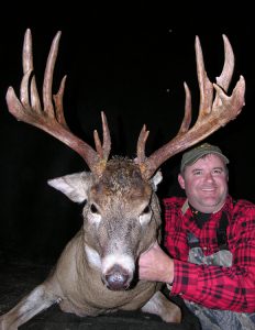 north-river-outfitting-alberta-whitetail-deer-hunting-oufitter297