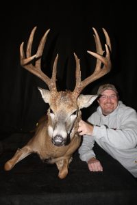 north-river-outfitting-alberta-whitetail-deer-hunting-oufitter312