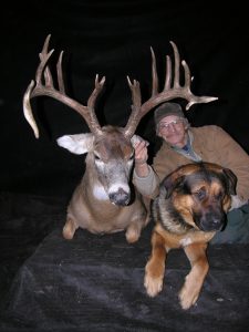 north-river-outfitting-alberta-whitetail-deer-hunting-oufitter345