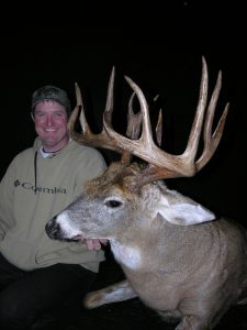 north-river-outfitting-alberta-whitetail-deer-hunting-oufitter347